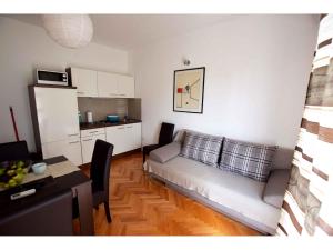 Apartments in Starigrad-Paklenica 35542 