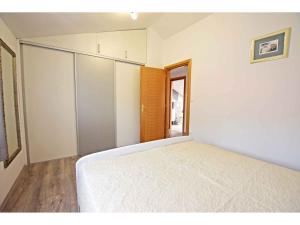 Apartment in Starigrad-Paklenica 34822