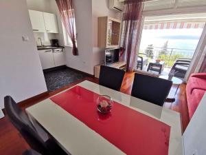 Apartment in Crikvenica 5738
