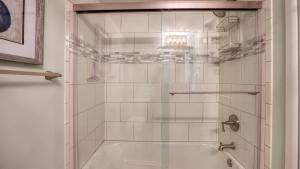 Mariner West 606 Beach Happy