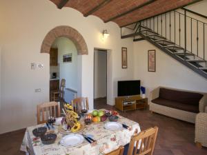 Farmhouse in Tuscany near Sienas Charm