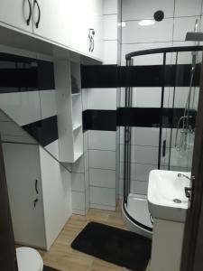 DOMEK U FLORIANA I KONRADA