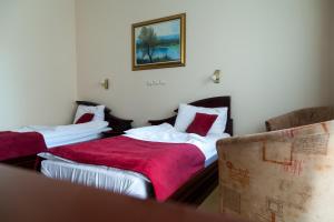 Twin Room room in Hotel Villa Majur