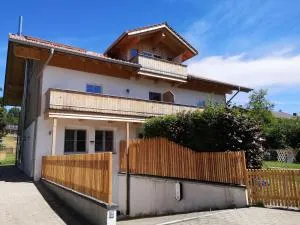 Heidi's Ferienwohnung2 - Baiernrain