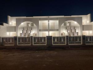 Appartamenti Eneide - Le Vie di Omero