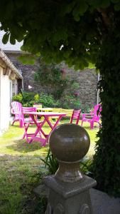 B&B / Chambres d'hotes La Bastide du Moulin - Mont St Michel : photos des chambres