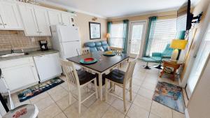 Seascape 2201 Hotel Room