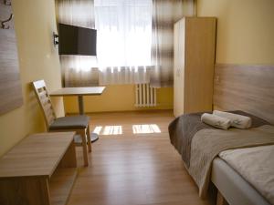 Single Room with Private Bathroom room in CKS Kraków (Centrum Konferencyjno-Szkoleniowe CS Natura Tour)