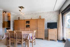 Zuydcoote B0 - 1 bedroom 5p - groundfloor - sunny located at 5 steps from the sea