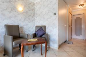 Zuydcoote B0 - 1 bedroom 5p - groundfloor - sunny located at 5 steps from the sea