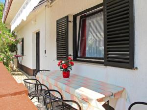 Apartment Dalibor-1 by Interhome