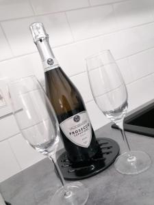 SunsetView Apartment