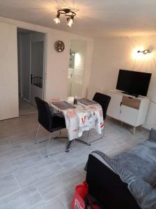 Appartements F2 RDC cours promo septembre : photos des chambres