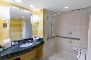 King Room - Mobility and Hearing Impaired Access/Non-Smoking room in Wyndham Grand Oklahoma City Downtown