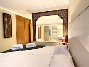 Malibu Mansion Club la Costa World with Sea View and hydromassage bath in Mijas Costa