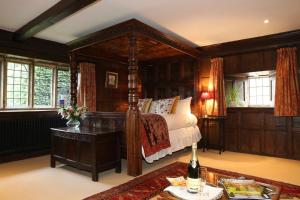 One-Bedroom Suite room in Abbots Grange - Adults Only