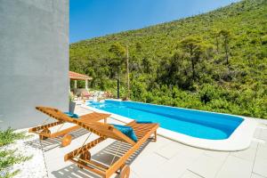 Luxury Villa Emma with Private Pool 