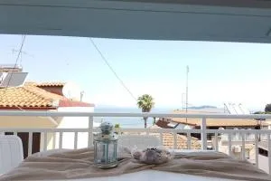 ~MelHouse~ Next to the sea, Spacious, Bright - Stratónion