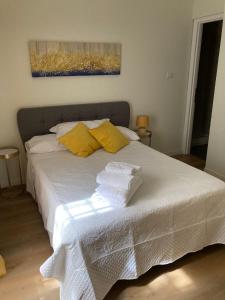 Queen Room with Garden View