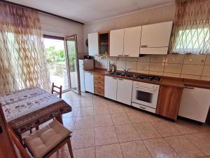 Apartment in Crikvenica 5474