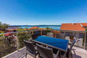 Three-Bedroom Apartment in Crikvenica VII