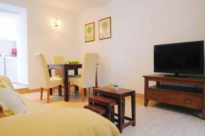 One-Bedroom House in Labin I