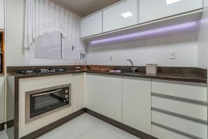 2 dorm na Rua Coberta Canela, localização top