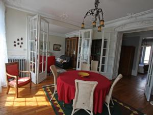 Appartements Appartement Saint-Die-des-Vosges, 4 pieces, 6 personnes - FR-1-589-376 : photos des chambres