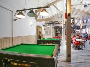 Mobile Home with Plancha & Pool Access