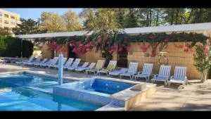 Apartamento Francelos Condominio - Valadares