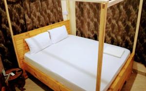 KimyaKimya Pub & Lodge