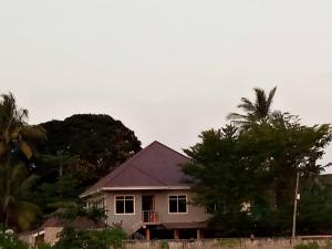 KimyaKimya Pub & Lodge