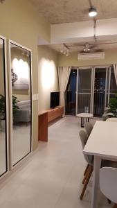 Saigon South Residence - Vina We Stay