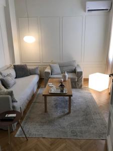 API Projects Athens - Cartier Apartment