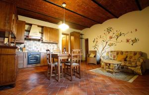 Two-Bedroom Apartment room in Tenuta Tizzauli