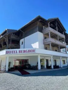 Hotel Berghof - Pontebba