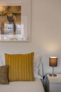 Hip and Spacious TM Flat in Areeiro