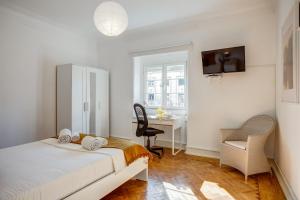 Hip and Spacious TM Flat in Areeiro