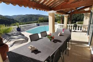 Villas Villa -Vue panoramique splendide -Piscine privee : photos des chambres