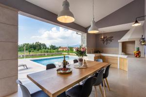 Amazing design villa Aeris with private pool, high level of privacy - WiiBuk