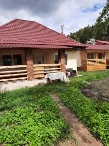 Cabanute pitoresti Poiana Largului