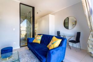 Alimama Spaces: The Fountain Hill Ellipse