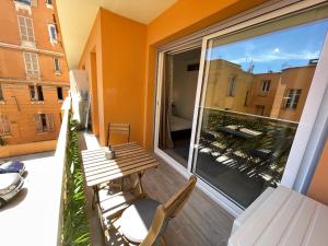 Appartements Centre de Beausoleil, climatise, Wifi, terrasse. : photos des chambres