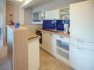 Dünenresidenz Prora - Ferienwohnung mit Meerblick, 2 Schlafzimmern und Balkon NP-304