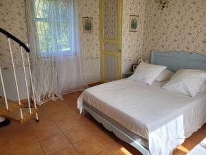 B&B / Chambres d'hotes La Marviniere : photos des chambres