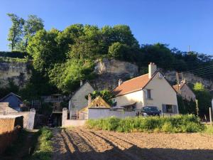 Maison de 2 chambres avec jardin clos et wifi a Chateauvieux