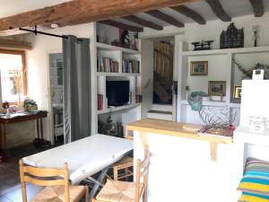 Maisons de vacances Maison de 2 chambres avec jardin clos et wifi a Chateauvieux : photos des chambres