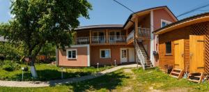 Під соснами