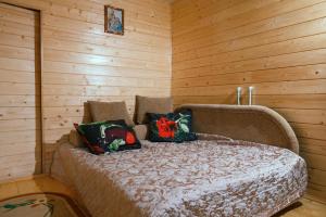 Під соснами