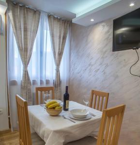 Lux Centre Apartment